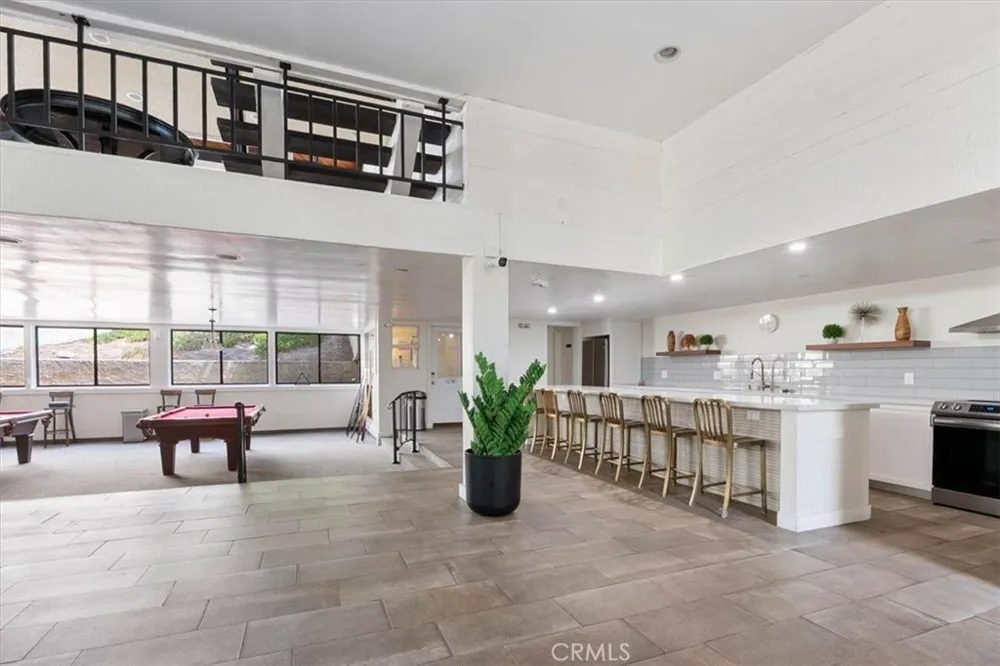 7777 W 91st Los Angeles, CA 90293