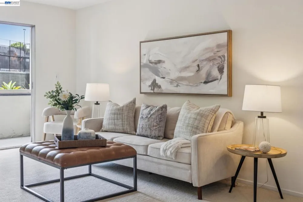 955 Shorepoint Ct #111 Alameda, CA 94501