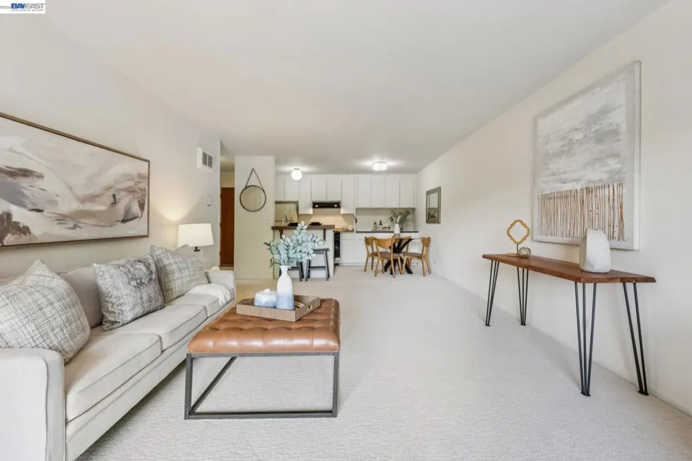955 Shorepoint Ct #111 Alameda, CA 94501