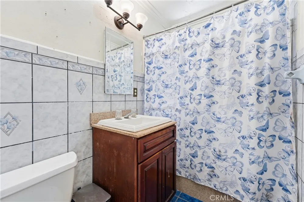 12375 Poinsettia El Monte, CA 91732