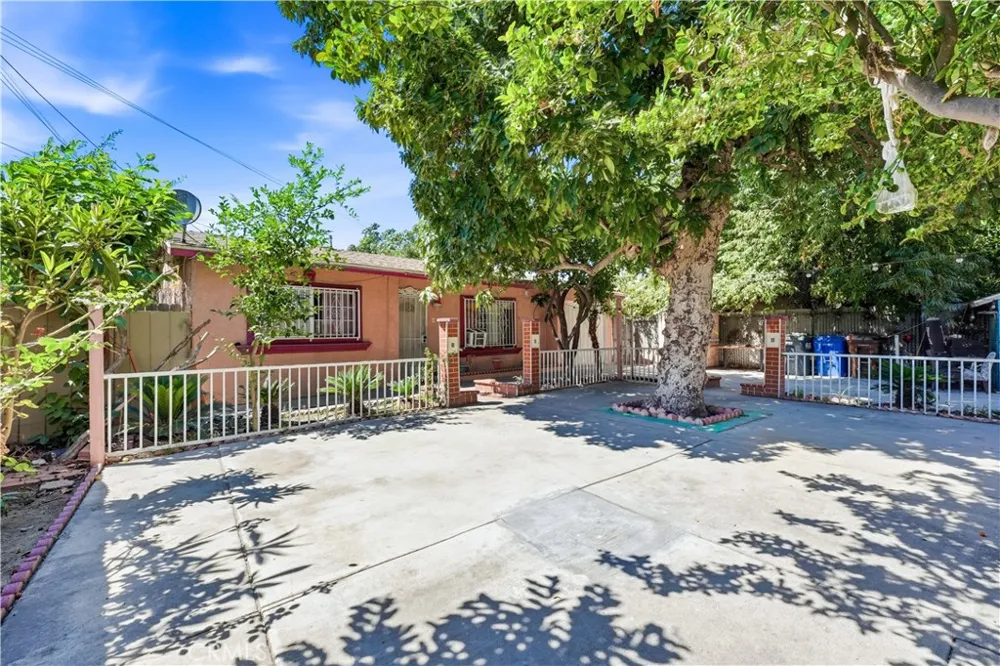 12375 Poinsettia El Monte, CA 91732