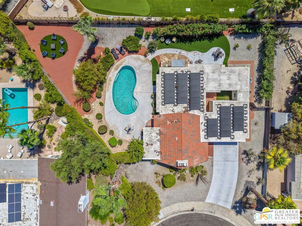 566 Sunset Way Palm Springs, CA 92262