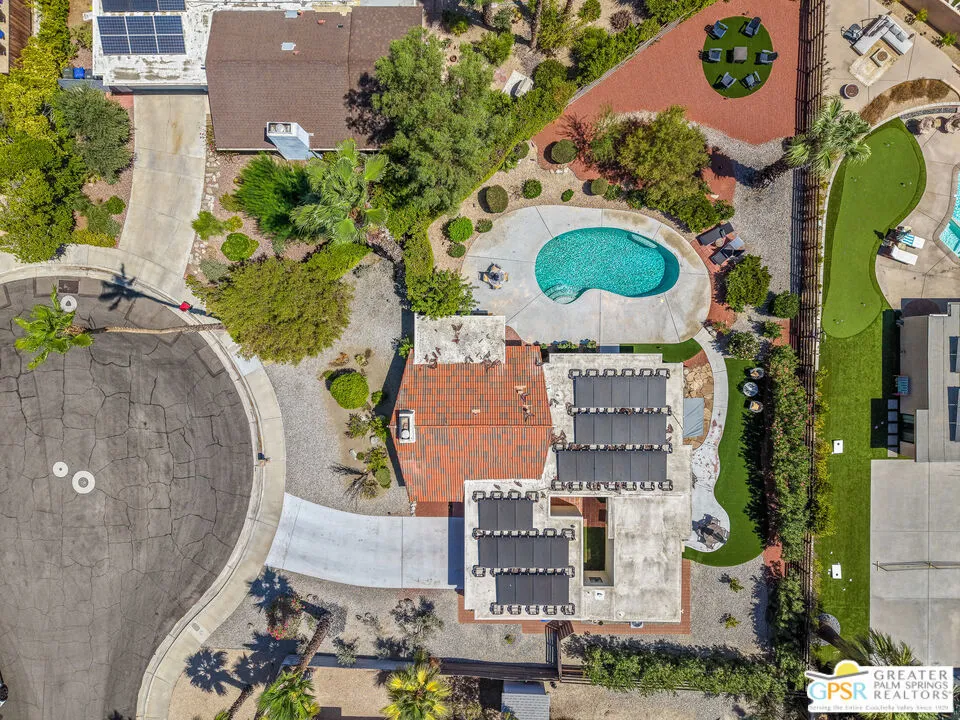 566 Sunset Way Palm Springs, CA 92262