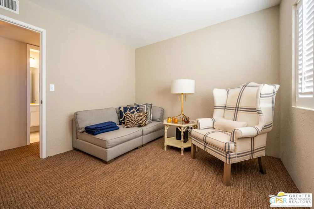566 Sunset Way Palm Springs, CA 92262