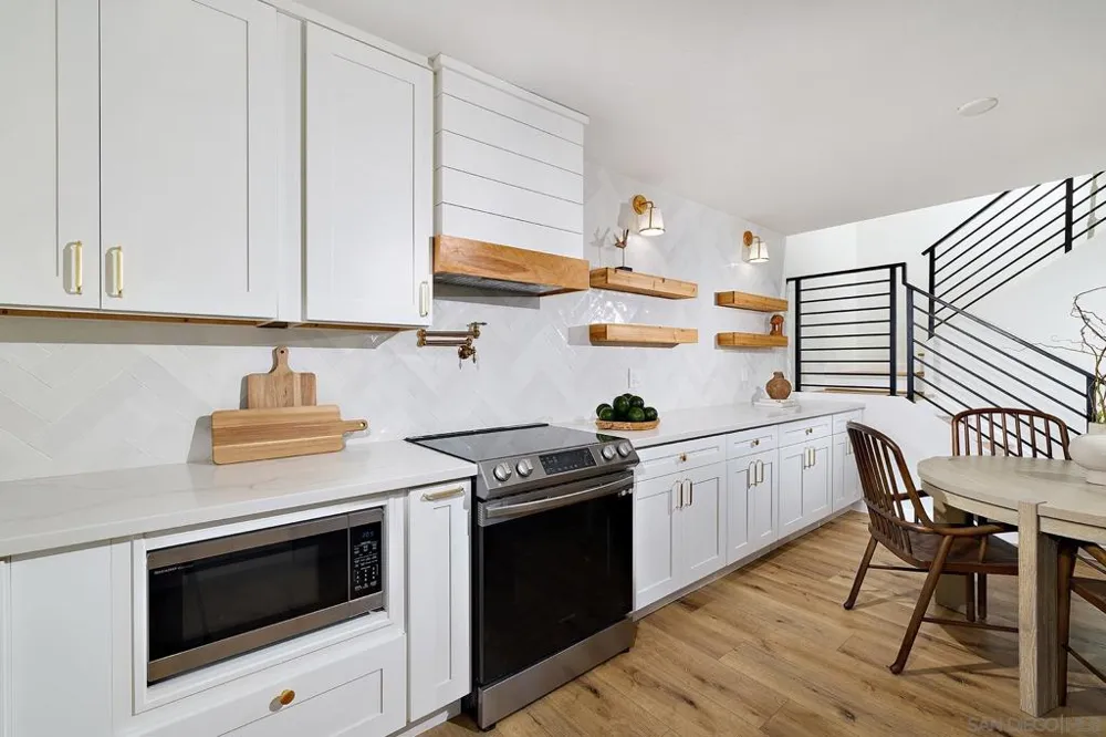 2031 Shadytree Lane Encinitas, CA 92024