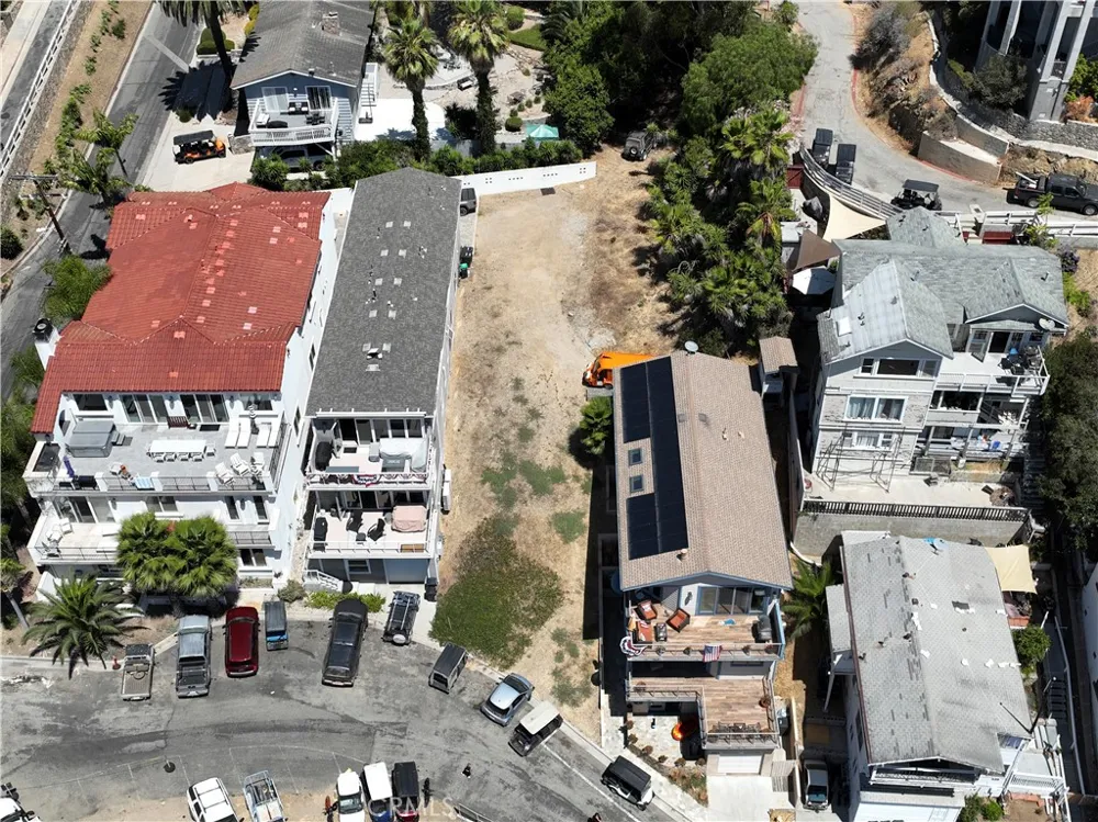 151 Olive St. Avalon, CA 90704