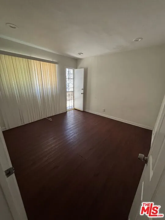 10630 Crenshaw Boulevard #3 Inglewood, CA 90303
