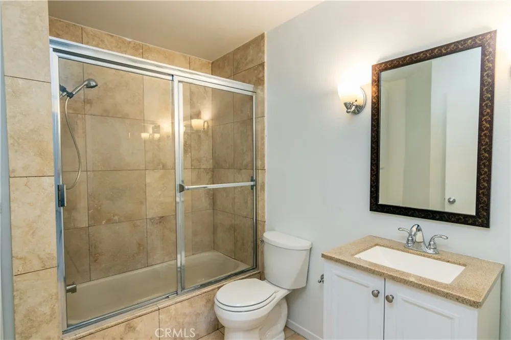 20253 Keswick Street #318 Winnetka, CA 91306