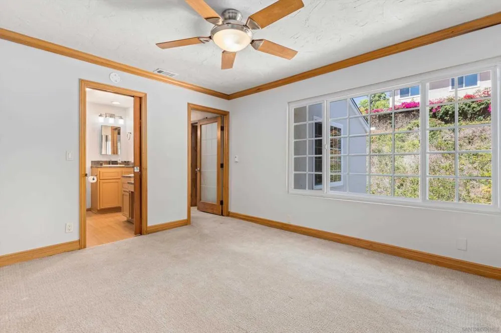 1248 Evergreen Dr Encinitas, CA 92007