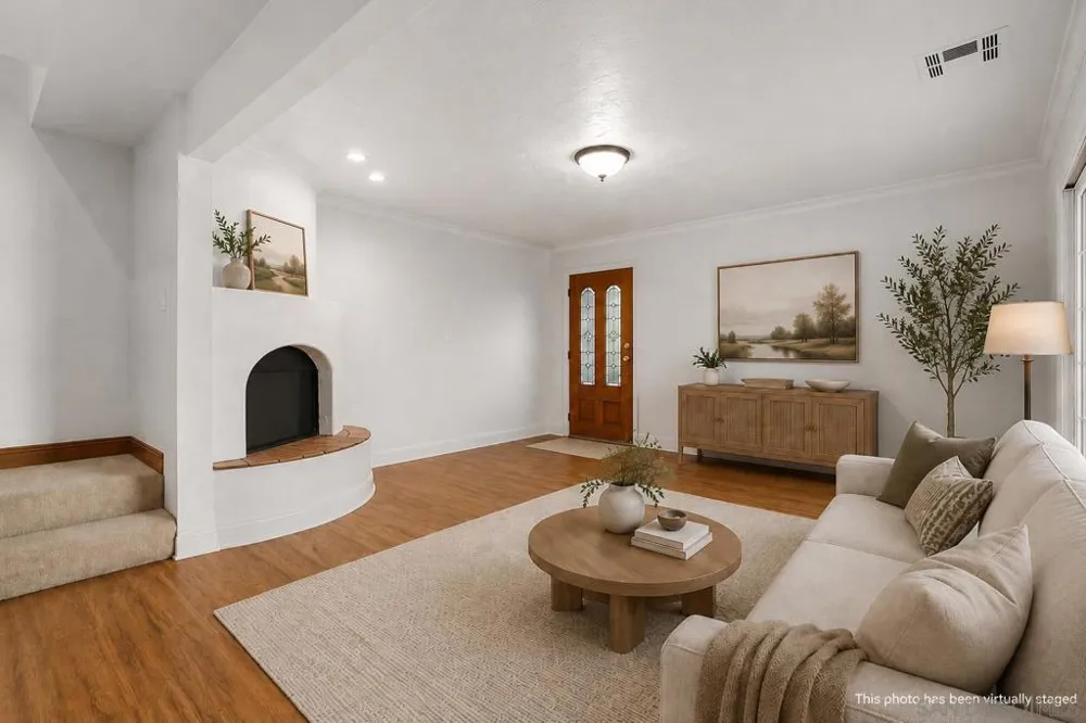 1248 Evergreen Dr Encinitas, CA 92007
