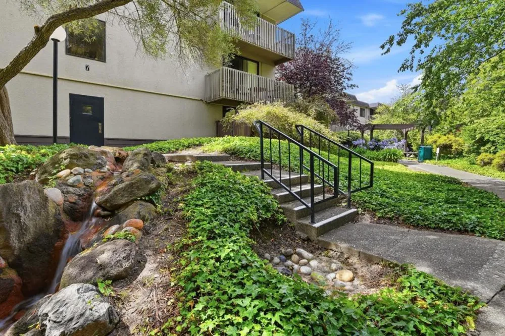 7149 Shelter Creek Lane San Bruno, CA 94066