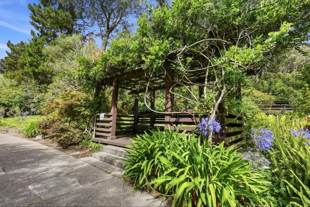 7149 Shelter Creek Lane San Bruno, CA 94066