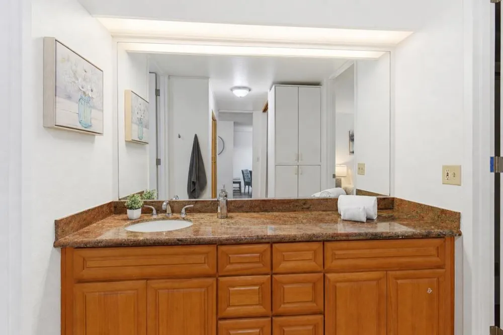 7149 Shelter Creek Lane San Bruno, CA 94066