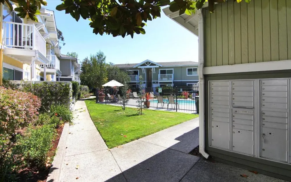 755 14th Avenue #713 Santa Cruz, CA 95062