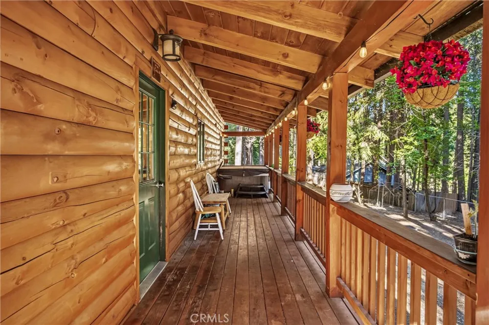6072 Guilford Magalia, CA 95954