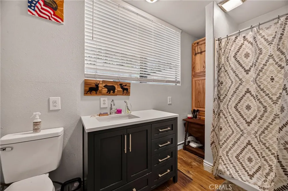 6072 Guilford Magalia, CA 95954