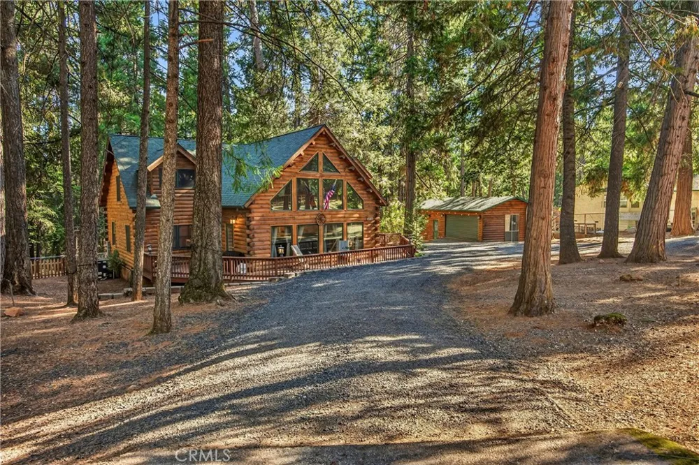 6072 Guilford Magalia, CA 95954