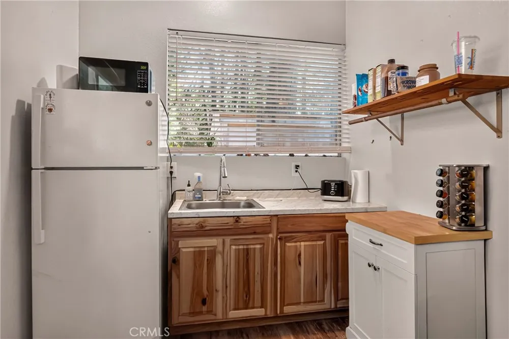 6072 Guilford Magalia, CA 95954