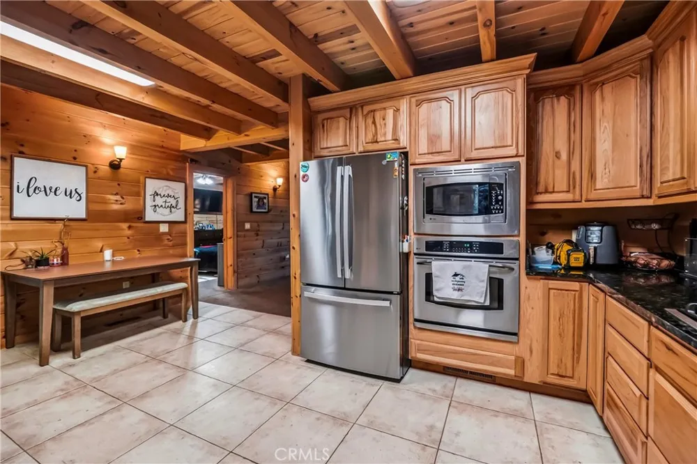 6072 Guilford Magalia, CA 95954