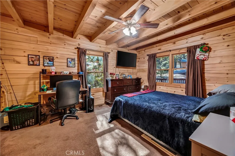 6072 Guilford Magalia, CA 95954