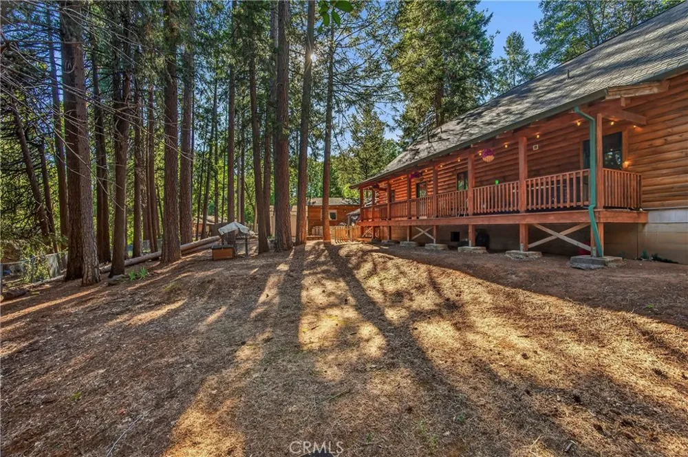 6072 Guilford Magalia, CA 95954