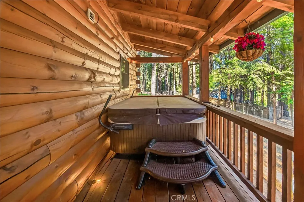 6072 Guilford Magalia, CA 95954