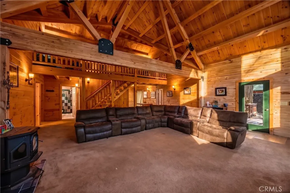 6072 Guilford Magalia, CA 95954