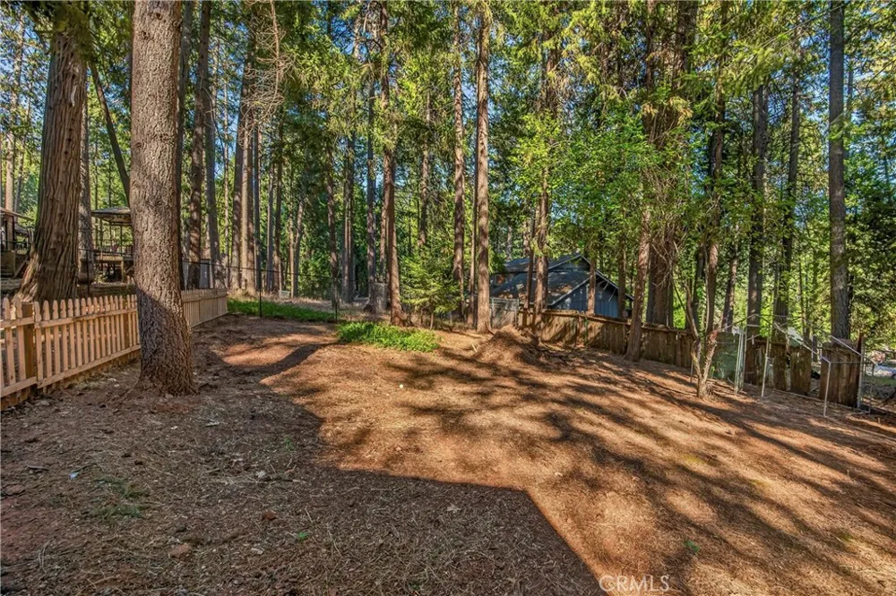 6072 Guilford Magalia, CA 95954
