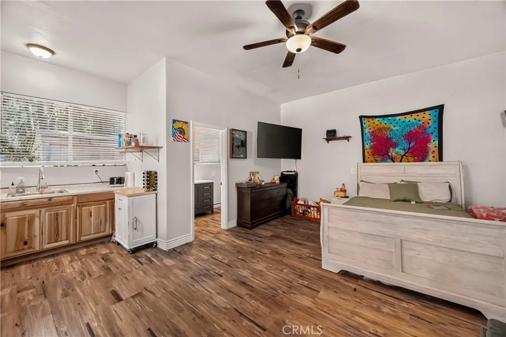 6072 Guilford Magalia, CA 95954