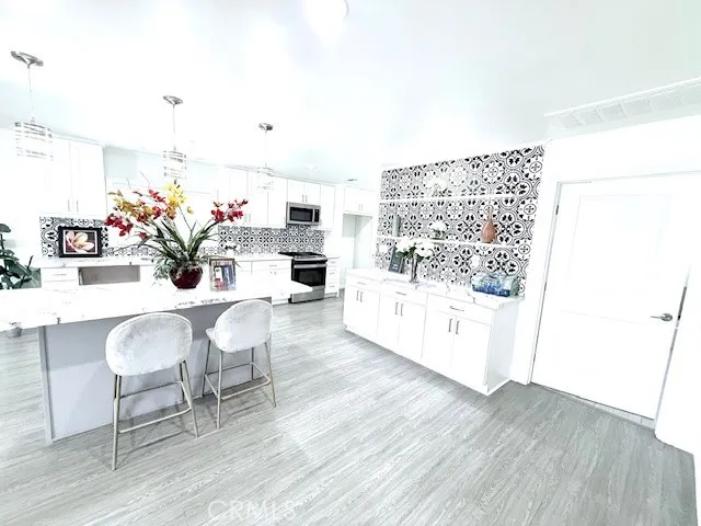 339 S Madison Monrovia, CA 91016