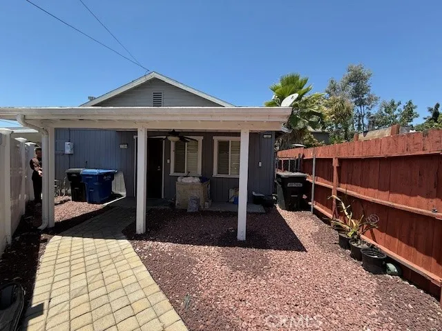 339 S Madison Monrovia, CA 91016