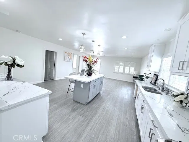 339 S Madison Monrovia, CA 91016