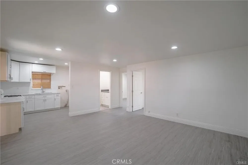 339 S Madison Monrovia, CA 91016