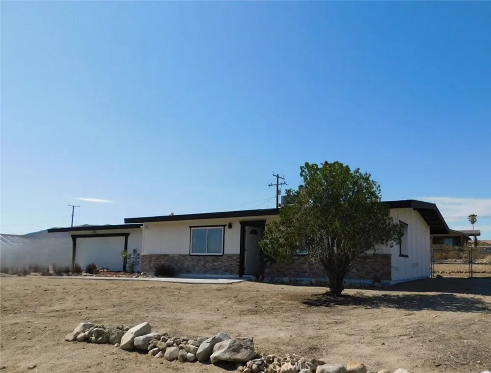 74813 Sunrise 29 Palms, CA 92277