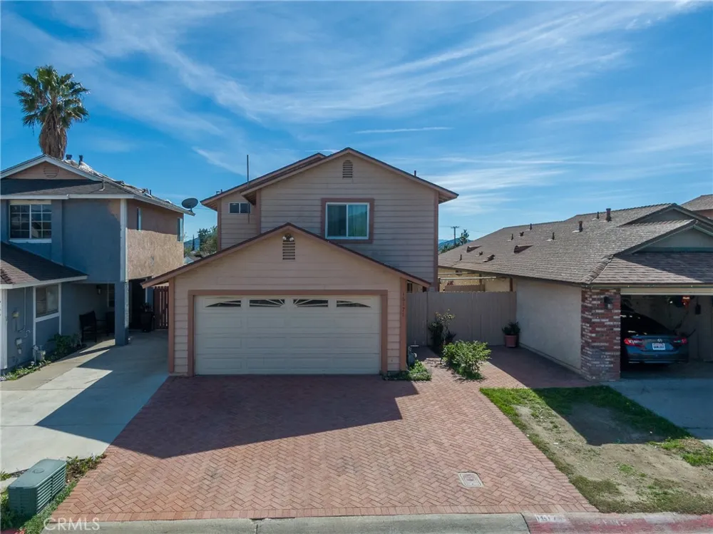 16171 Winterwood Fontana, CA 92335