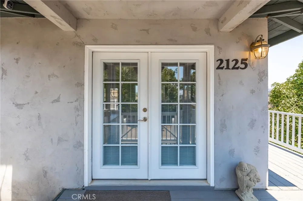 2125 Puerto Del Mundo Fallbrook, CA 92028