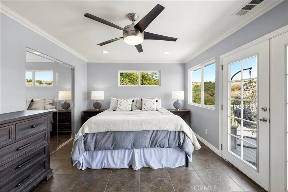 2125 Puerto Del Mundo Fallbrook, CA 92028