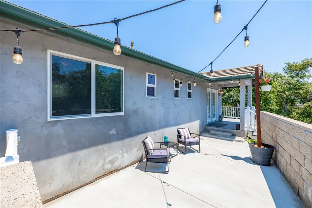 2125 Puerto Del Mundo Fallbrook, CA 92028