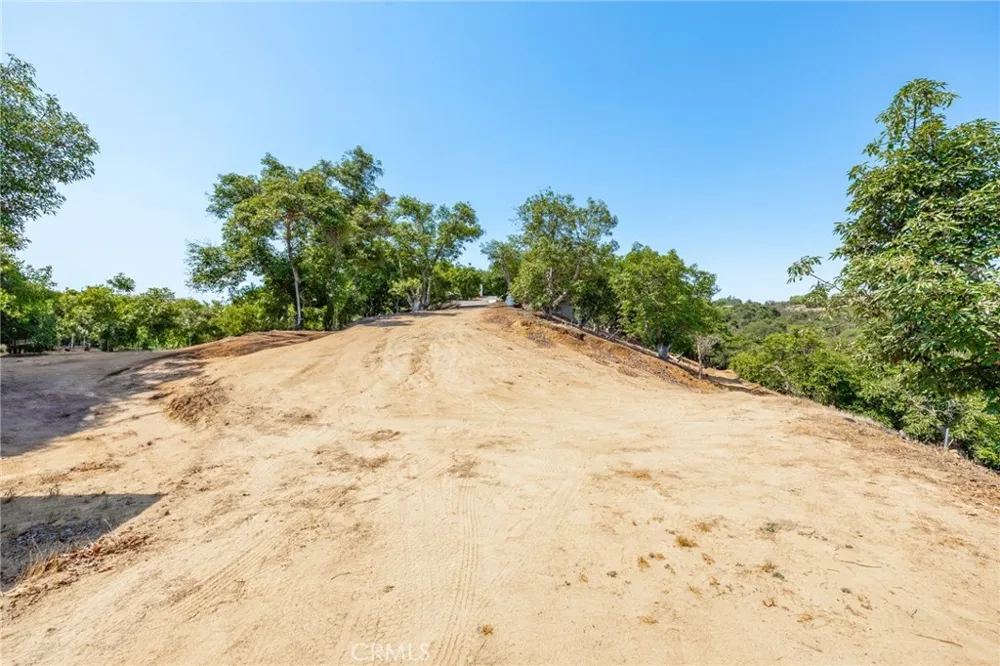 2125 Puerto Del Mundo Fallbrook, CA 92028