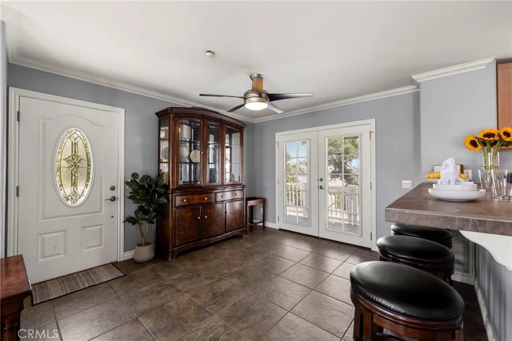 2125 Puerto Del Mundo Fallbrook, CA 92028