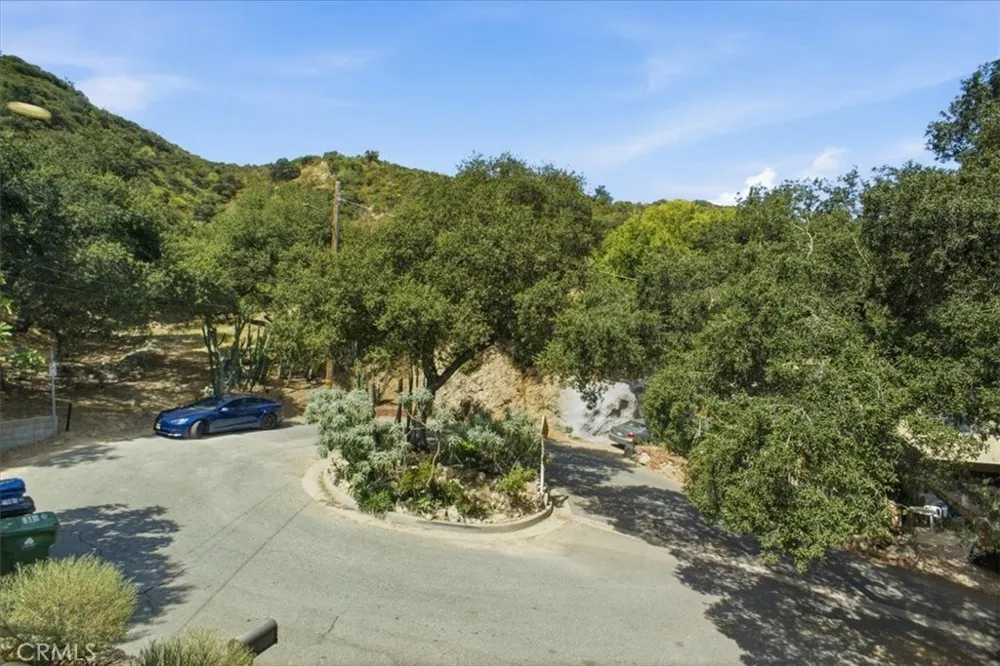 9704 marcus Lane Tujunga, CA 91042