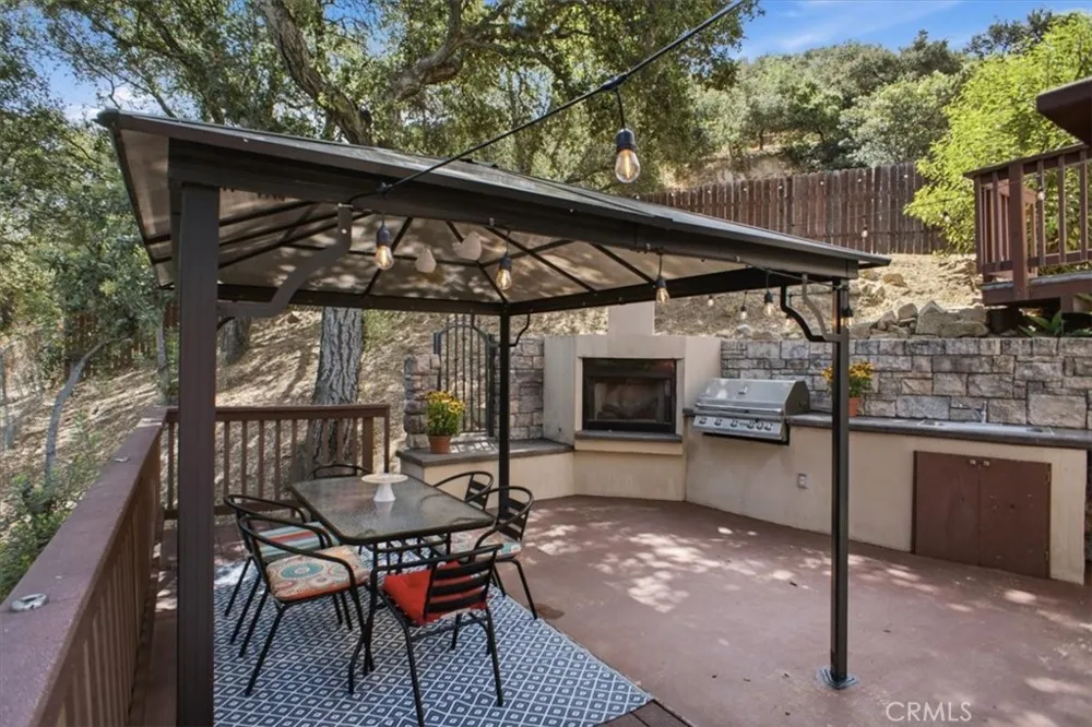 9704 marcus Lane Tujunga, CA 91042