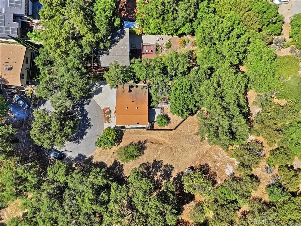 9704 marcus Lane Tujunga, CA 91042