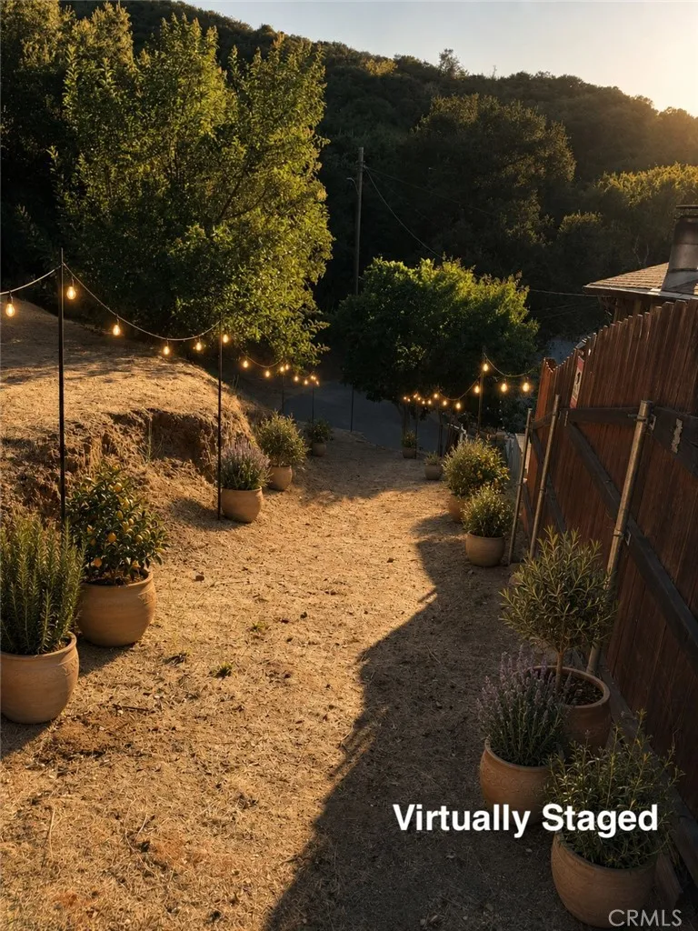 9704 marcus Lane Tujunga, CA 91042