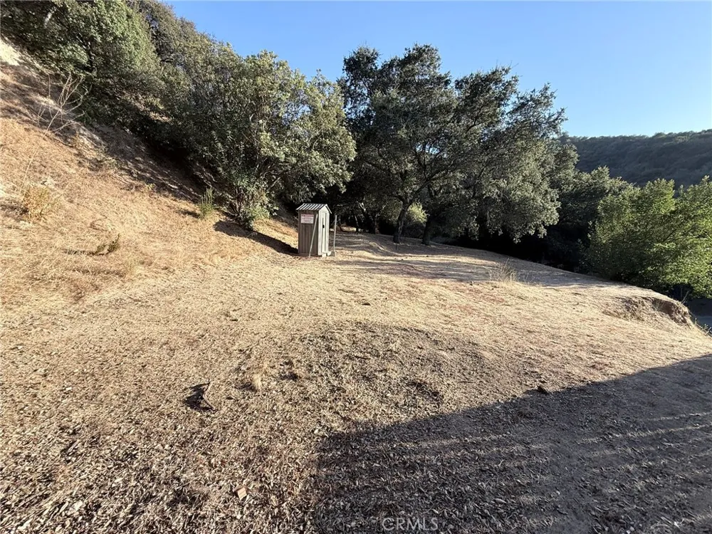 9704 marcus Lane Tujunga, CA 91042