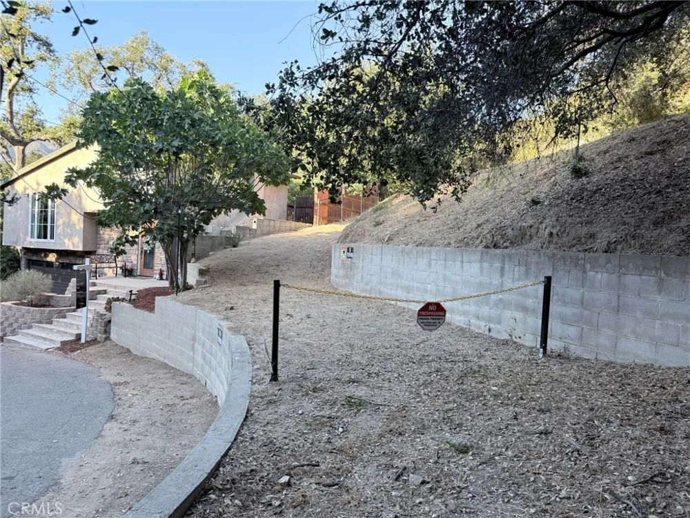 9704 marcus Lane Tujunga, CA 91042