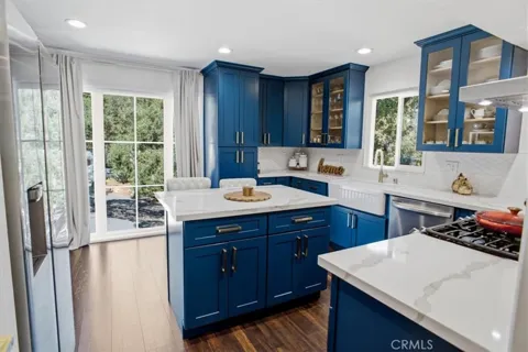 9704 marcus Lane