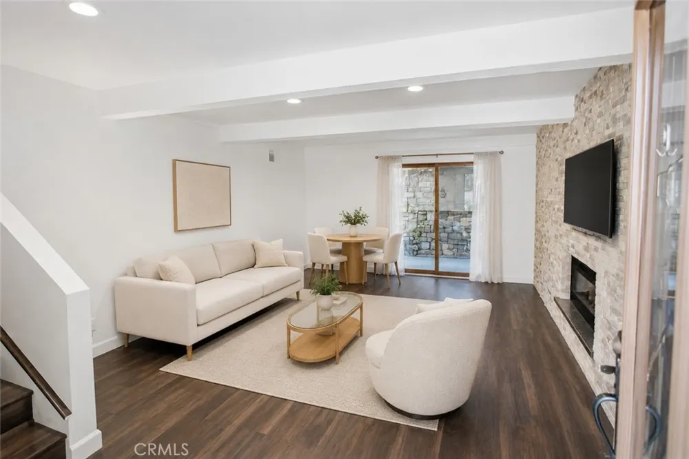 9704 marcus Lane Tujunga, CA 91042
