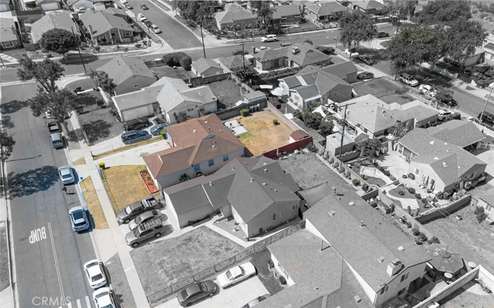 727 S Caswell Compton, CA 90220