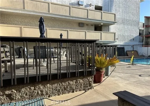 3565 Linden Avenue Long Beach, CA 90807